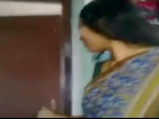 Indian extraordinary desiring desi aunty takes her saree off and then sucks member her devor part one - Wowmoyback