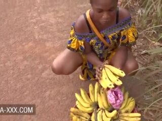Black banana seller teenager seduced for a incredible dirty video