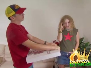 Gwen Fucks Pizza schoolboy