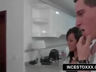 Orgia en familia incesto español