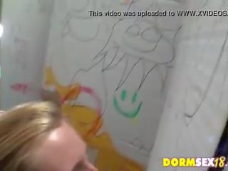 Minnesota College Dorm Teenie dirty clip vid